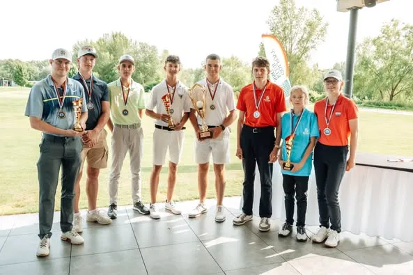ÚSPECHY NAŠICH JUNIOROV